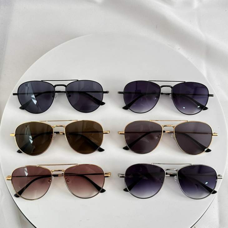Picture of Chopard Sunglasses _SKUfw64379496fw